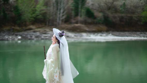 Gengma Trip Moments[Wengding Village/Tiankeng/Multilingual Translation/Photographer Services Including Follow Shots, Aerial Photography, Companion Photography, and Customized Sessions]