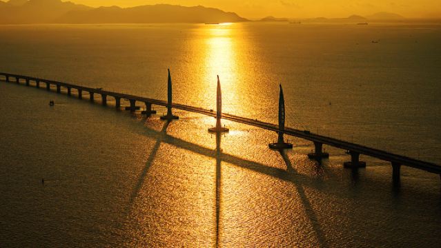 乘車遊港珠澳大橋+珠海熱門景點+圓明新園一日遊|私家團上門接駁