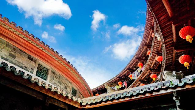 Private Chartered Tour to Yongding Tulou Cluster (Departing from Xiamen)