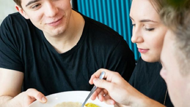 Varsavia: Tour Gastronomico con Degustazione della Polonia + Passeggiata Guidata