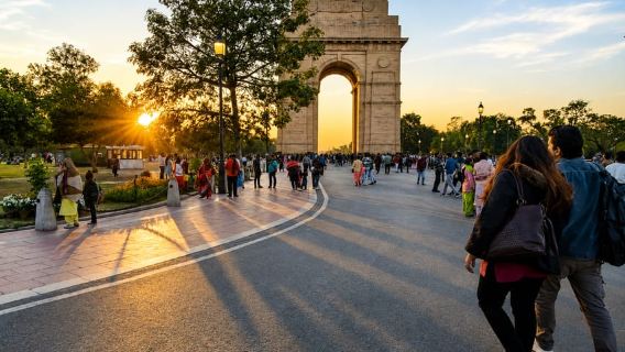 Fra Delhi: Fuld dags bytur i Old & New Delhi.