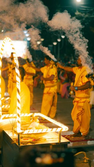 Varanasi : Private Full Day City Tour & Ganges Cruise