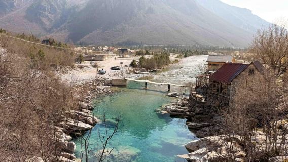 Tirana/Daerah Durrës/Shkoder: Lawatan Sehari ke Kampung Theth dan Mata Biru