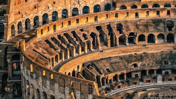อิตาลี โรม โคลอสเซียม + ฟอรัมโรมัน วิหารแพนธีออน + โบสถ์เซนต์อิกเนเชียส รถเช่าเหมา หนึ่งวันในจีนและอังกฤษ