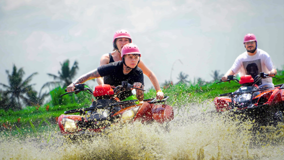 KUBER ATV un'esperienza emozionante in quad attraverso lussureggianti foreste, gallerie da esplorare e fiumi da attraversare