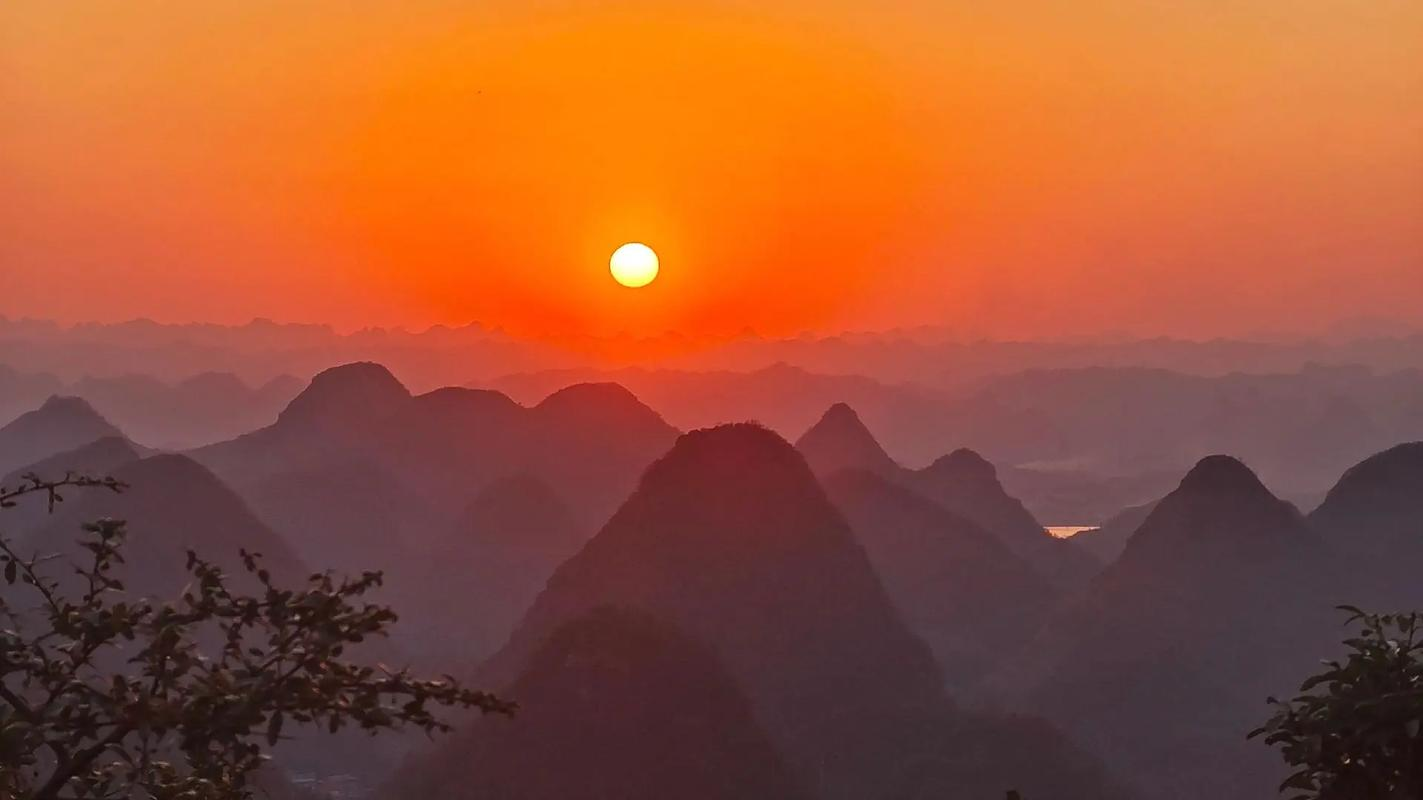 安順天印山+萬峰頂+銅鼓盪包車一日遊（小眾野遊，老司機帶玩）