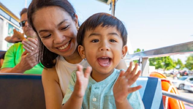 Charlottetown: Harbour Hopper Tour