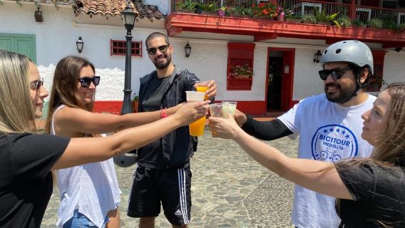 E-Bike City Tour Medellin with Local beer and Snacks