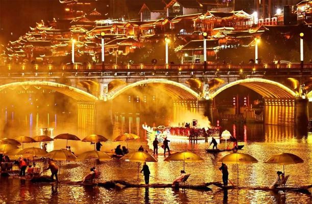 『8人/12人/獨立團』騰龍洞+獅子關一日遊利川宣恩恩施接送