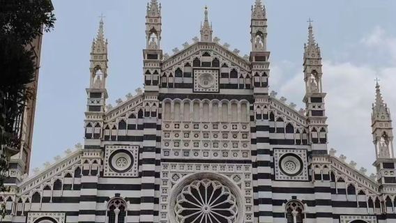 蒙扎經典包車遊：含大教堂+皇家別墅+賽車場+公園+禮拜堂