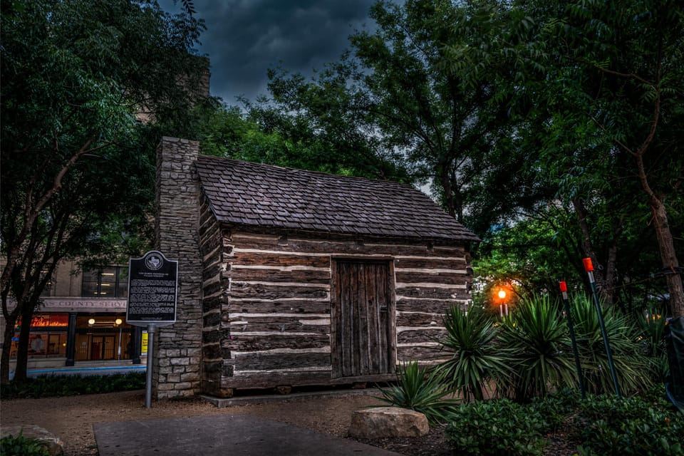 Deadly Dallas Ghost Tours: Blood, Bones & Burials