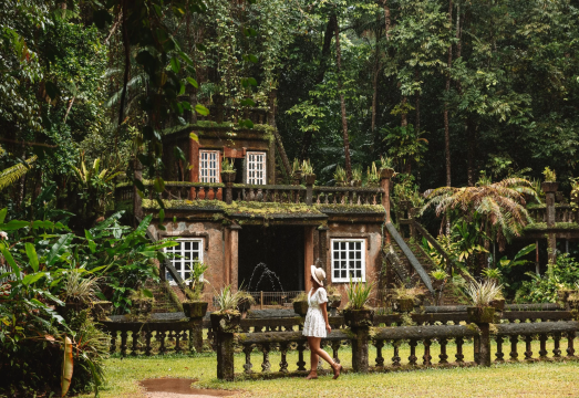 Cairns Paronella Park 1-day tour with Chinese/English guide, city pickup available, can be combined with airport transfer AUD 217.13