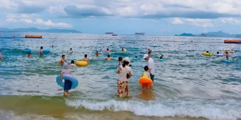 獨立包團包車團+深圳大梅沙+中英街+地王觀光+南頭古城一日遊