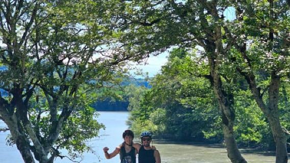 Tour xe đạp khám phá Kutaisi: Trung tâm thành phố, lịch sử và những con đường ven sông.