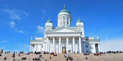 赫爾辛基主教座堂+芬蘭灣+聖殿廣場教堂+波爾沃大教堂一日遊