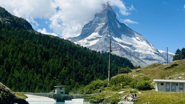 瑞士 - 蘇黎世：中德&英&意 旅遊地陪｜商務翻譯｜展會翻譯｜市場陪同｜現場翻譯｜自由行地接