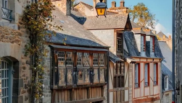 比利時布魯塞爾來回盧森堡+迪南城堡【雙國一日遊+中文包車】