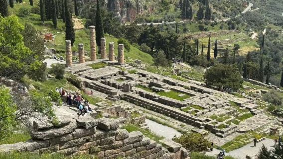 Lawatan Sehari Sewaan Peribadi Athens - Delphi - Kuil Apollo - Arachova - Pilihan Percuma (tidak termasuk tiket masuk)