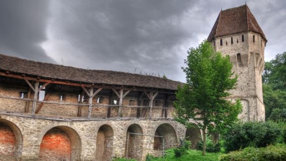 Sighisoara: Candlelight Tour of Dracula's Home Town