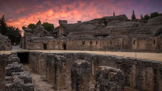 Itálica: 3-Hour City of Emperors Tour from Seville