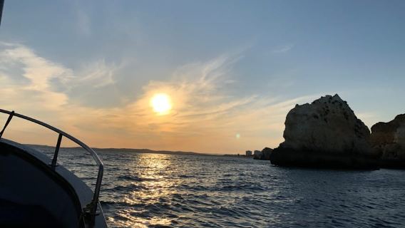 From Portimão: Sunset Boat Trip with Wine