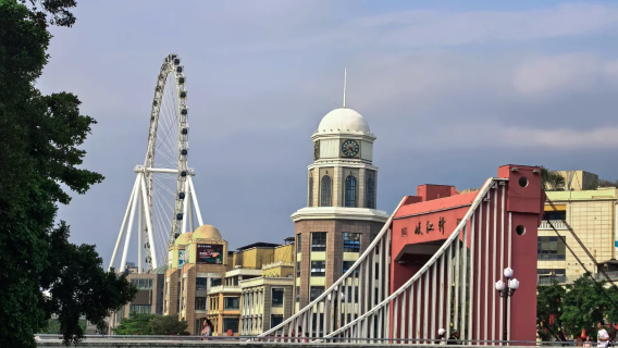 Lawatan sehari sewaan peribadi Zhongshan | Muzium Bandar Zhongshan + Taman Sungai Qi + Roda Ferris + Jalan Kaki