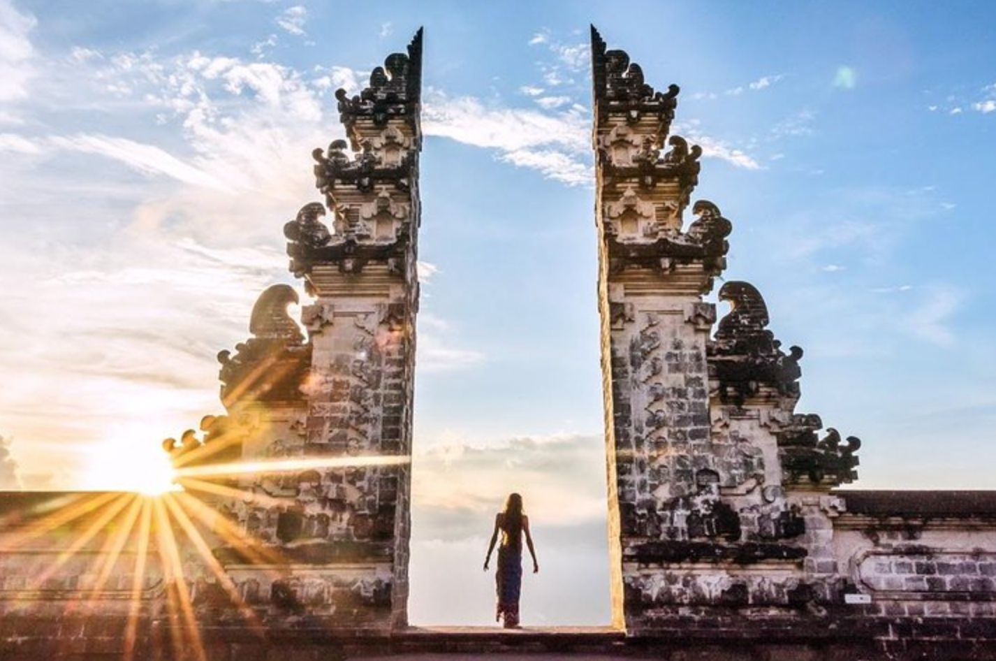 Tour di un giorno a Tirta Gangga, Monte Agung e Porta del Cielo a Bali