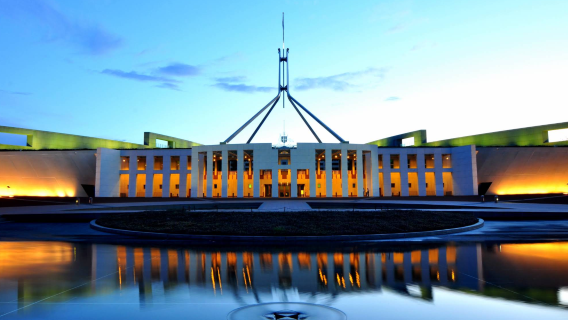 Canberra + Lake Burley Griffin one-day tour: Depart from Sydney / Parliament House / War Memorial