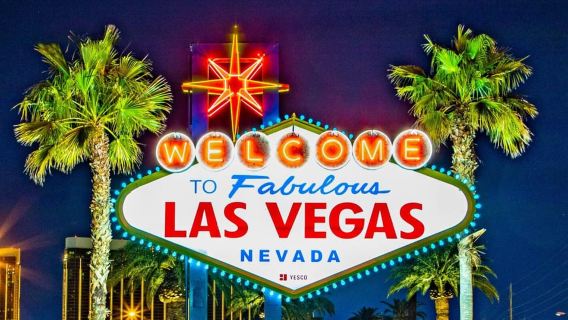Las Vegas : panneau de bienvenue des sept montagnes magiques de la Vallée de Feu