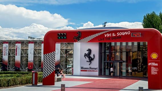 From Milan: Ferrari Full-Day Tour with Lunch