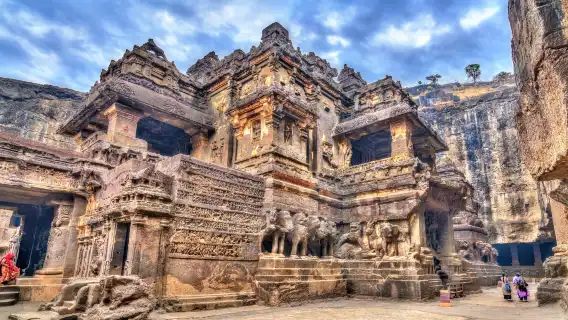 Explore Ajanta & Ellora in a Day from Mumbai – Flights, Guide & Private Transport Included