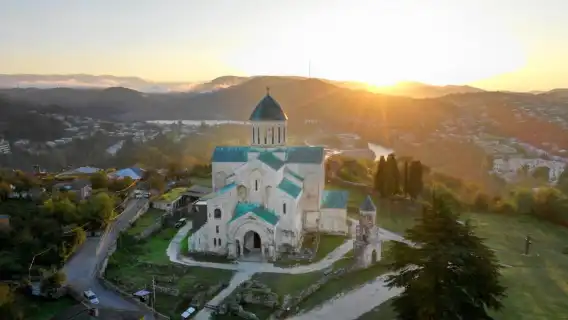 [จอร์เจีย] ซิกนากี + เมืองเก่าซิกนากี + ไร่องุ่น + ถังเก็บไวน์ใต้ดิน