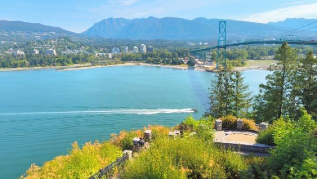 溫哥華斯坦利＋卡皮拉諾吊橋＋加拿大廣場＋煤氣鎮包車一日遊