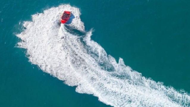 골드코스트 서퍼스 파라다이스 스피드보트 55분 어드벤처 체험 & 헬리콥터 10분 체험 통합권 (성인 티켓/어린이 티켓) 종일 여러 회차 선택 가능