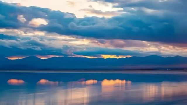 美國鹽湖城邦納維爾鹽藻+粉紅湖【中文包車+黃石公園定制】