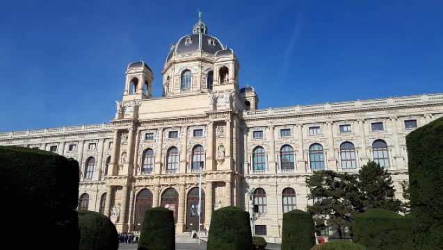 奧地利維也納-市區景點全覆蓋-美泉宮-美景宮｜包車專線