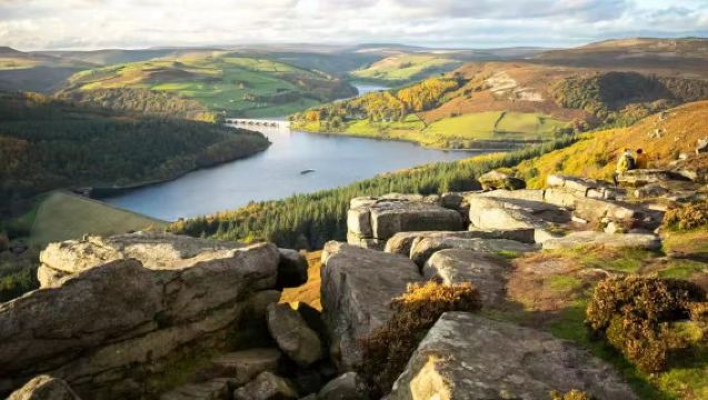 Manchester pergi-balik: Lawatan sehari dengan sewaan peribadi berbahasa Cina ke Taman Negara Peak District + Taman Musim Sejuk Sheffield