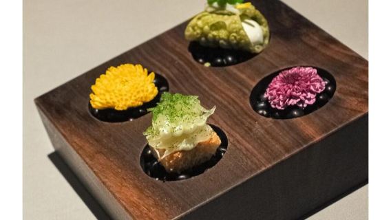 Rezerwacja stolików w popularnej restauracji Shenzhen GENTLE L