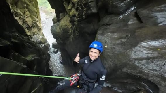 São Miguel: Level 2 Canyoning in Salto do Cabrito