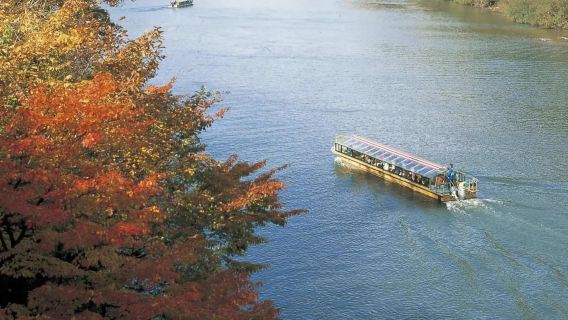Tarikan Pilihan 100 Daun Maple Jepun Menikmati Daun Maple di Lembah Naruko + pelayaran Sungai Mogami + Air Panas Ginzan Bertolak dari Sendai