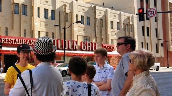 Downtown Las Vegas: Tour a Piedi di Fremont Street dal Passato al Presente