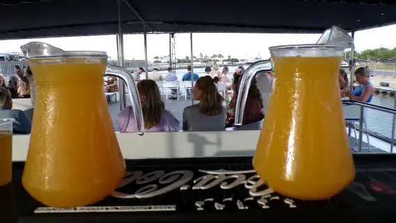 Valencia: Sunset Catamaran Cruise