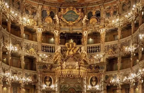 紐倫堡：侯爵歌劇院+維爾茨堡+沈洛倫茨教堂【包車遊】