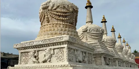 【銀髮專享團/爸媽無憂】呼和浩特+塞上老街+敕勒川草原