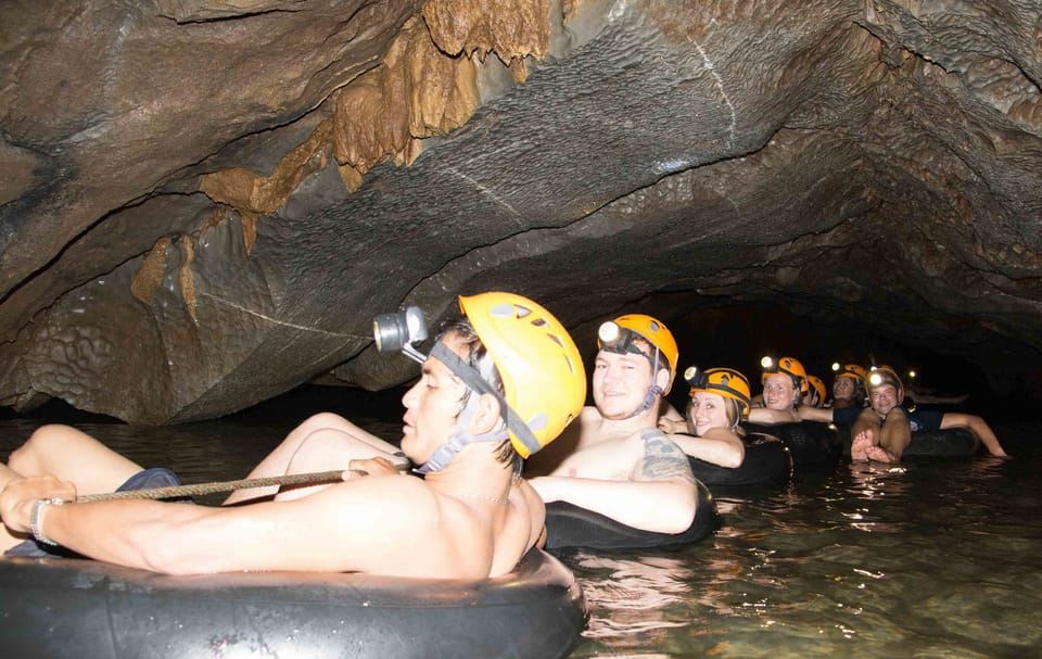 Vang Vieng: Kayaking & Cave Tubing with Zip Line/Blue Lagoon