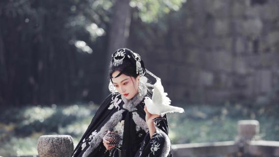 淳安の旅写真【ウェディングフォト・ショートムービー・ドローン撮影/メイク・衣装/カスタマイズ旅行プラン/婚礼撮影/貸切チャーター・ガイド・通訳】