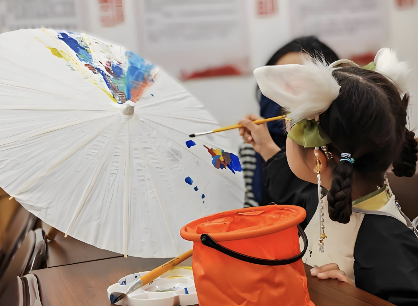 Private Hangzhou Local Life Experience: Morning Market, Handicraft Workshop & Authentic Lunch