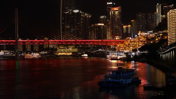 Chongqing Hongya Cave Trip Moments[Photographer follow-up shooting + one-on-one photography + lens as brush + light and shadow as ink + capturing highlight moments]