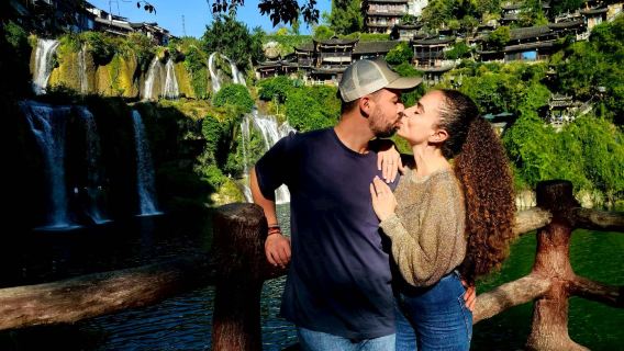 Приватный дневной тур на гору Тяньмэнь и город Фуронг из Чжанцзяцзе (входные билеты включены)