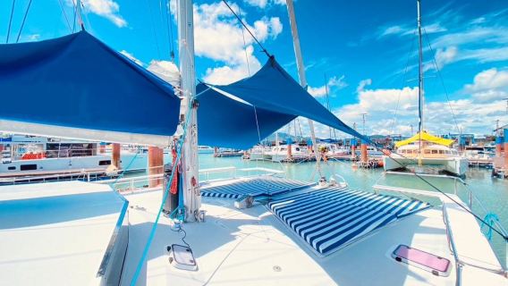 【泰國普吉島帆船包船出海海釣】 普吉島威廉號40尺雙體帆船包船出海海釣～王炸釣翻藍海